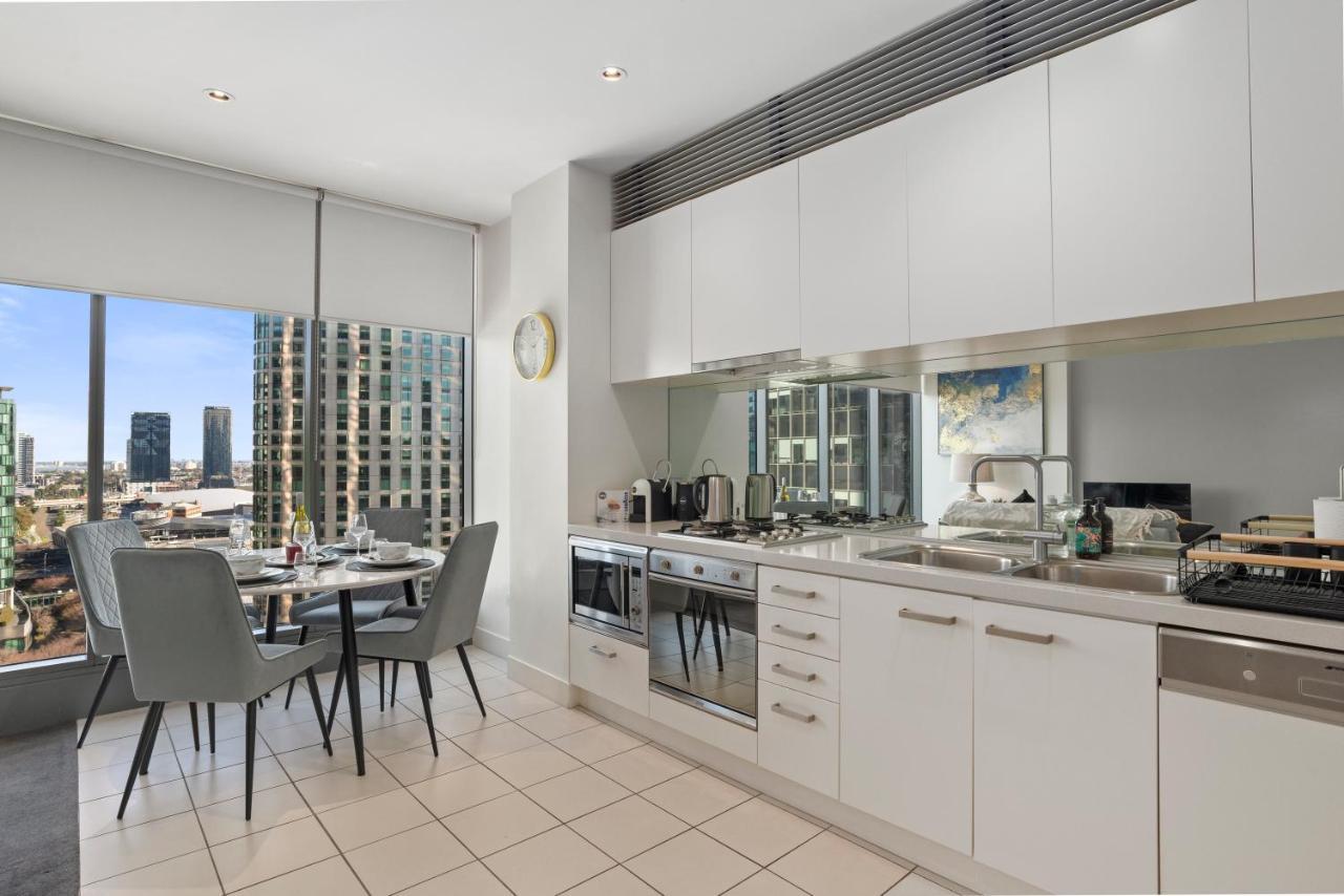 Sophisticated Designer Condo W River & City Views Мельбурн Екстер'єр фото