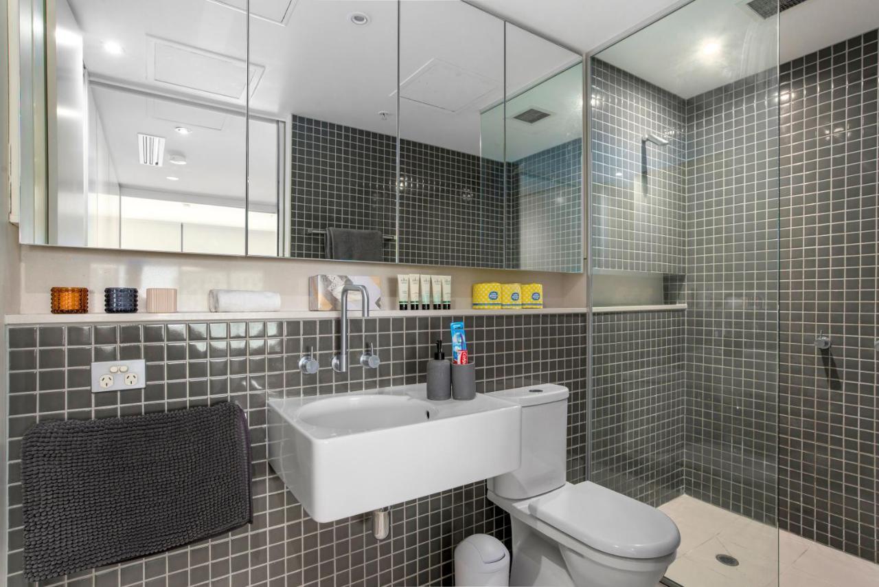 Sophisticated Designer Condo W River & City Views Мельбурн Екстер'єр фото